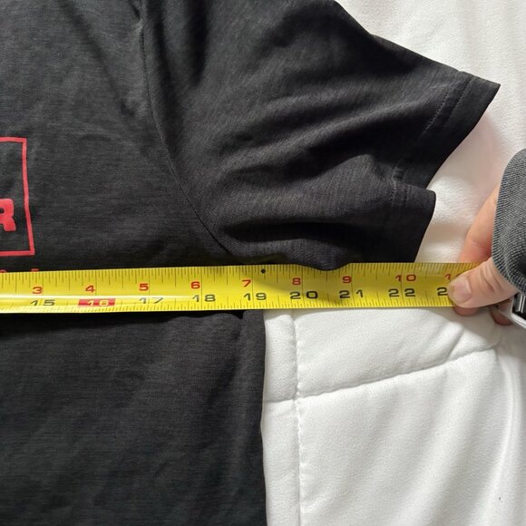 Under Armour T Shirt Tee Mens Size Small Graphic Sportswear Black Short Sleeve - Picture 4 of 8